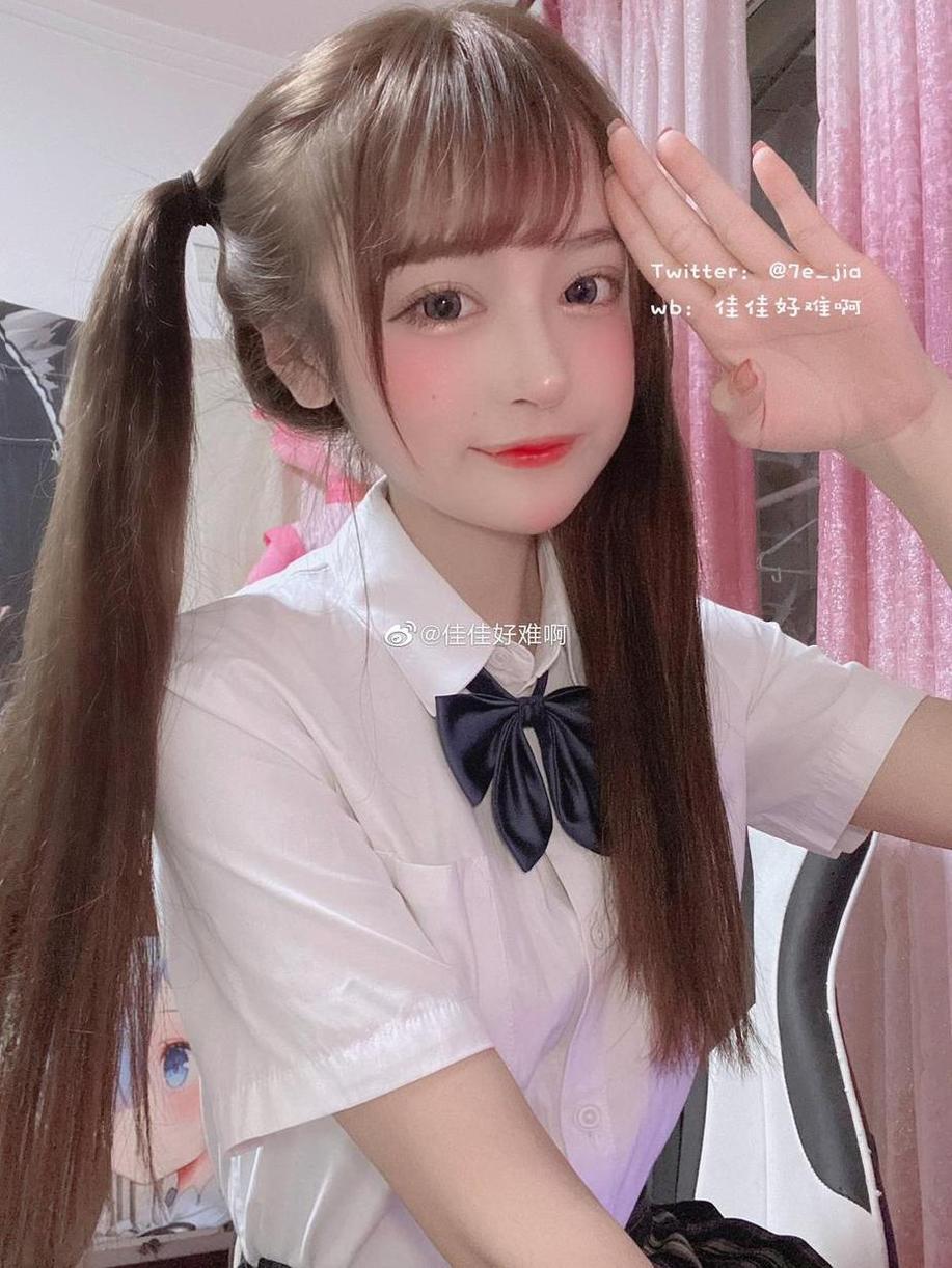 摄影之王佳佳好难啊牛奶，呈现超美高清原图。