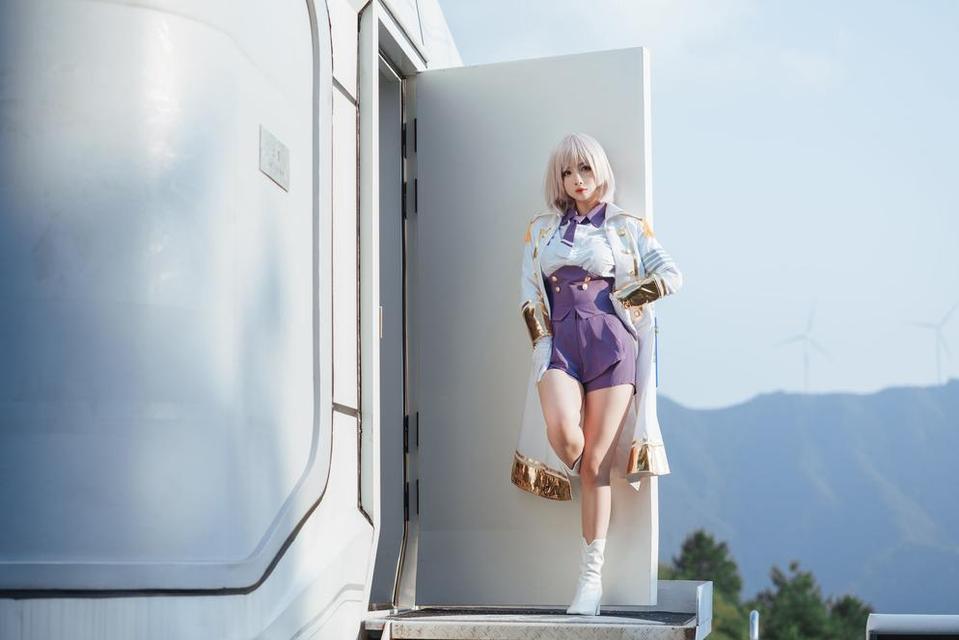 妆容精致，凉凉子cos雪女摄影作品珍藏