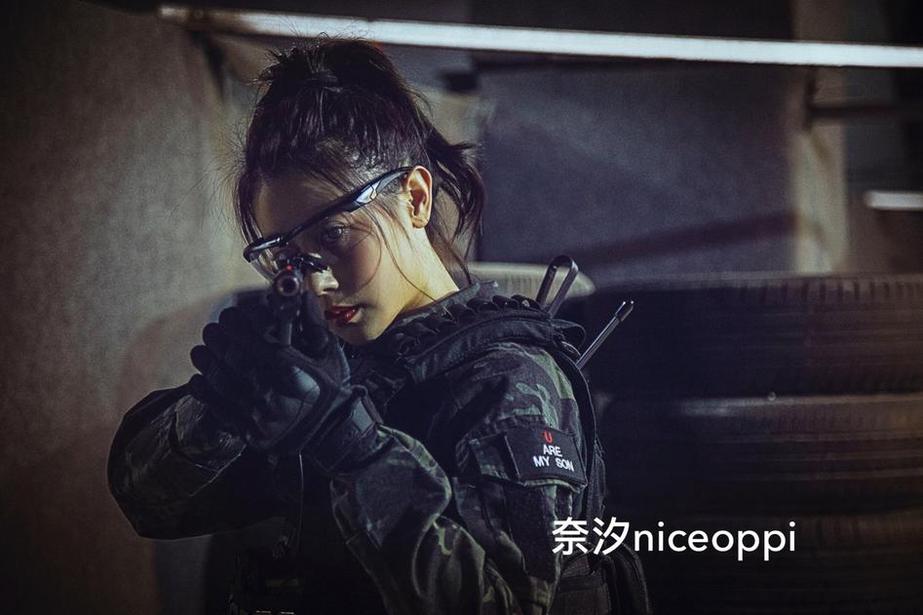 奈汐酱nice酮体秘密：cosplay照片个人分享