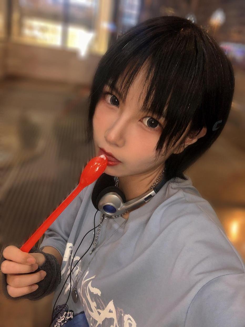 不容错过的无删版逐月su乡间小路车内篇。