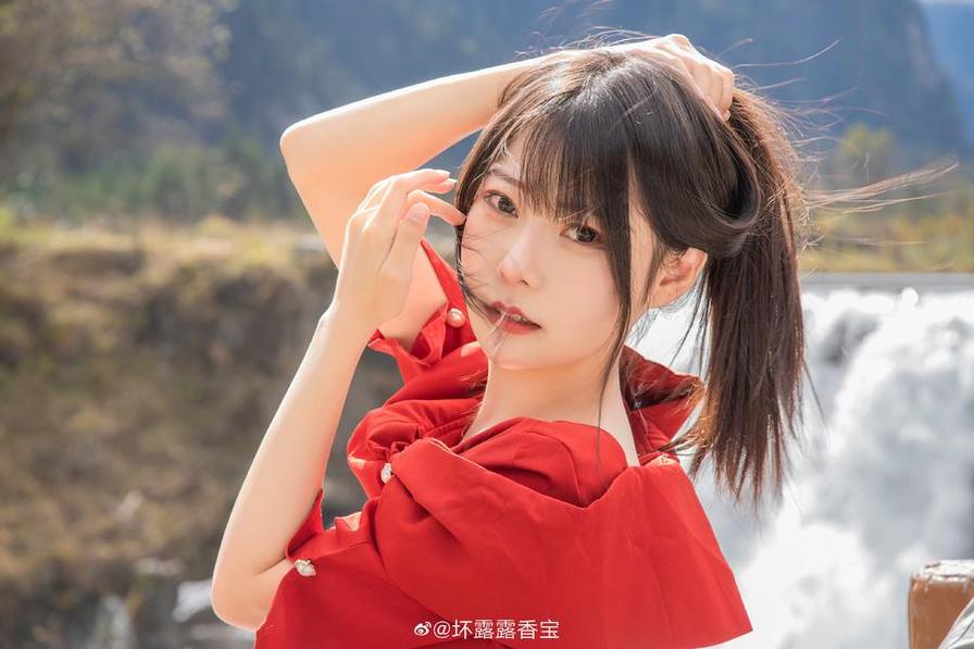 “香草喵露露黑白ol”摄影：独特视角下的浪漫风光