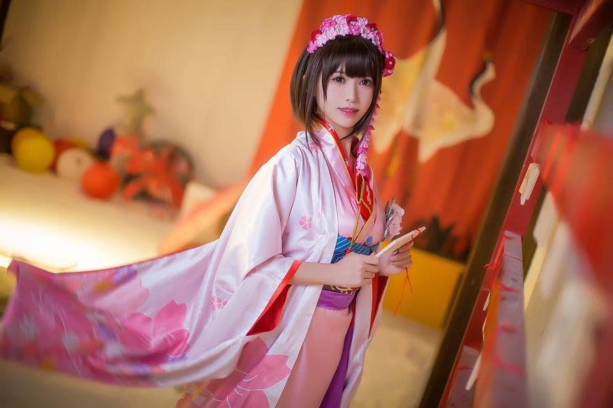 鳗鱼霏儿真实姓名最新作品：《英雄联盟》虚空之眼cosplay