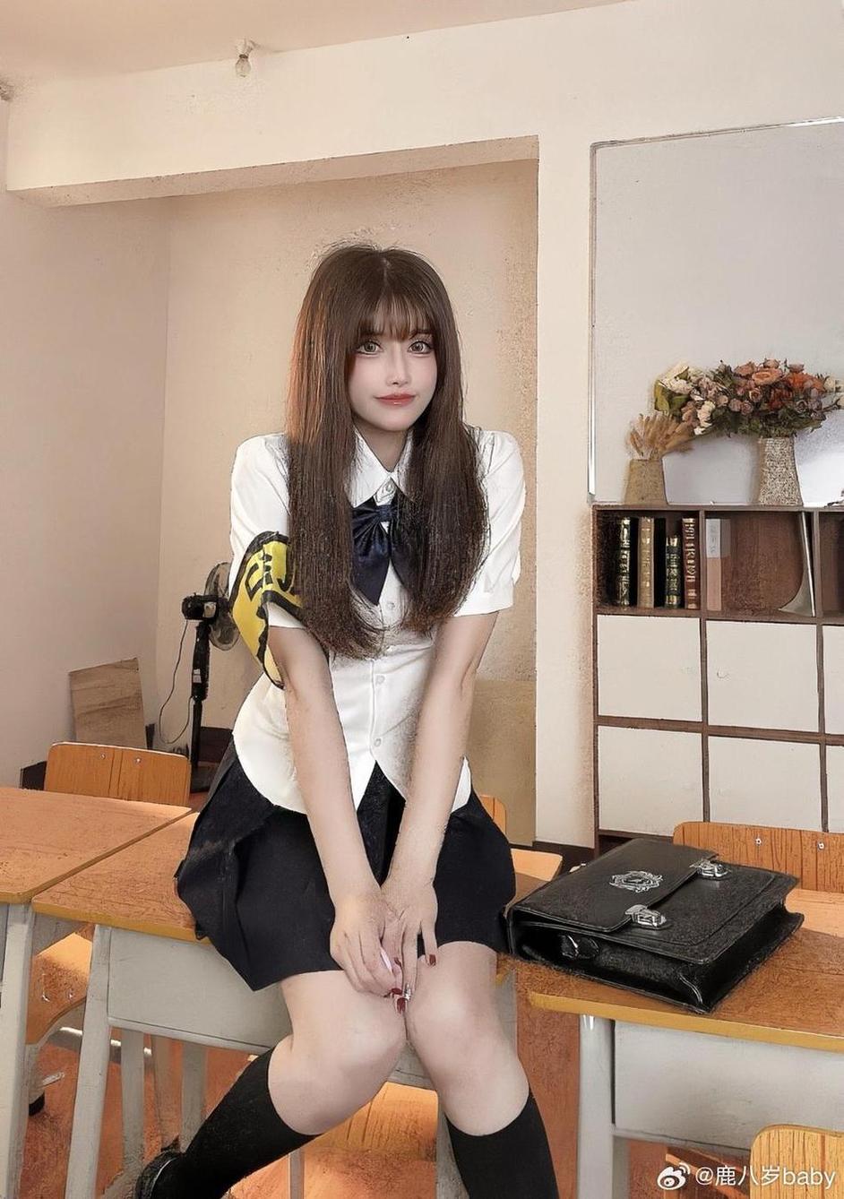 超值的鹿八岁baby个人资料cos精选图包