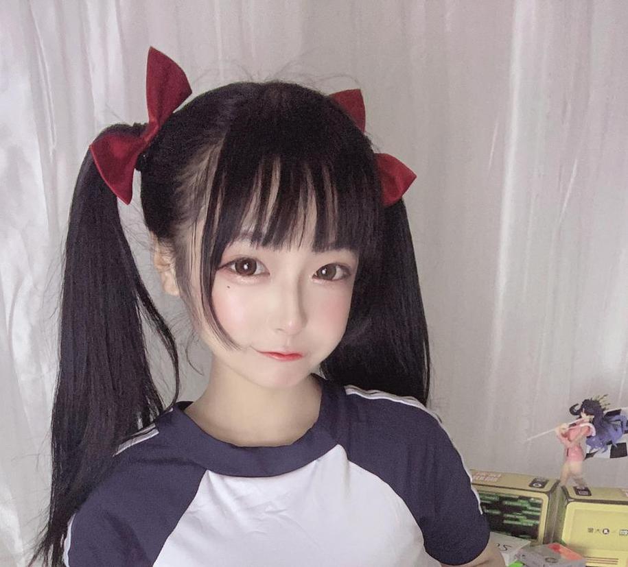 佳佳好难呀为什么没毛，获得的美图竟是一份独特的cos作品!
