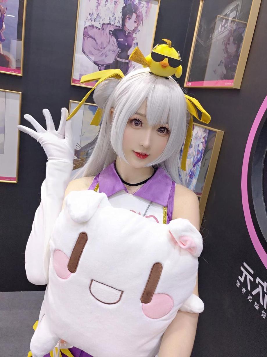南宫cos西施：华美妆容的美图呈现