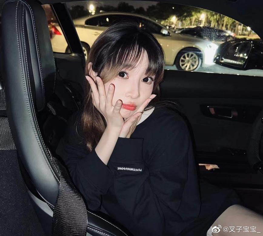 叉子宝宝全部作品更新：最新原图摄影照片，绝美精选