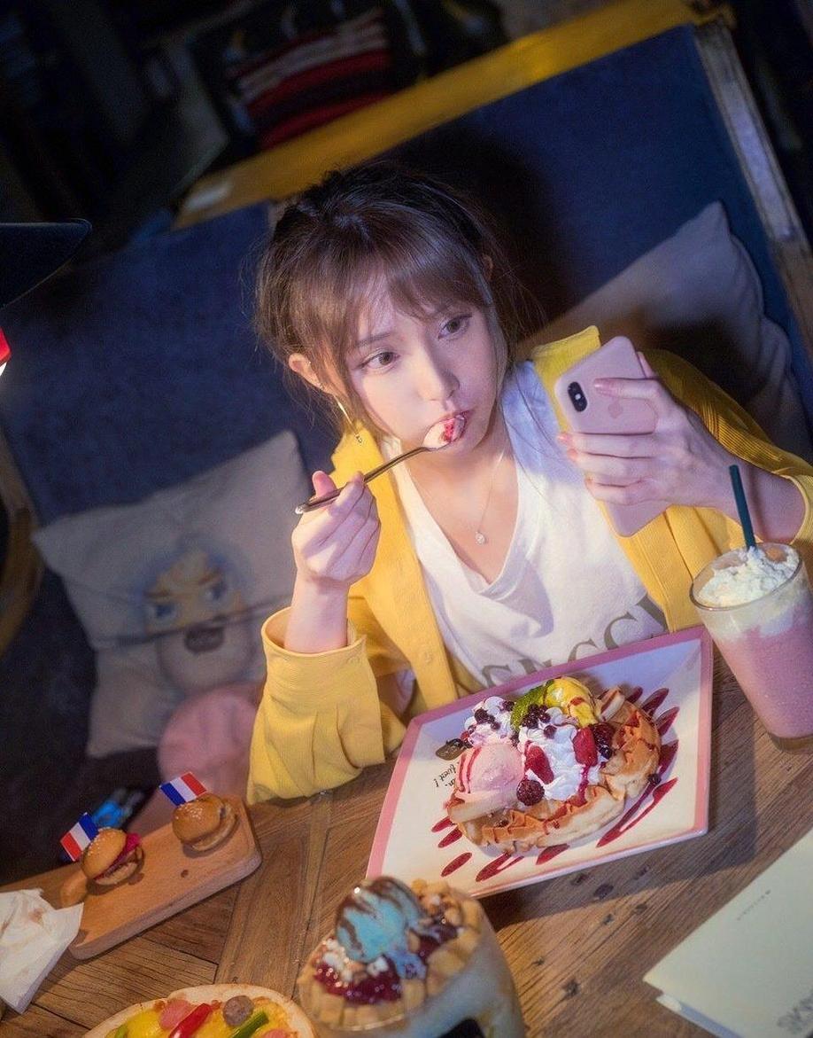 在下萝莉控本名叫什么的最新cos作品全集分享