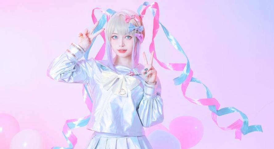 尤猫醒醒飞机的摄影作品像极了一幅难忘的画面，让人心驰神往。