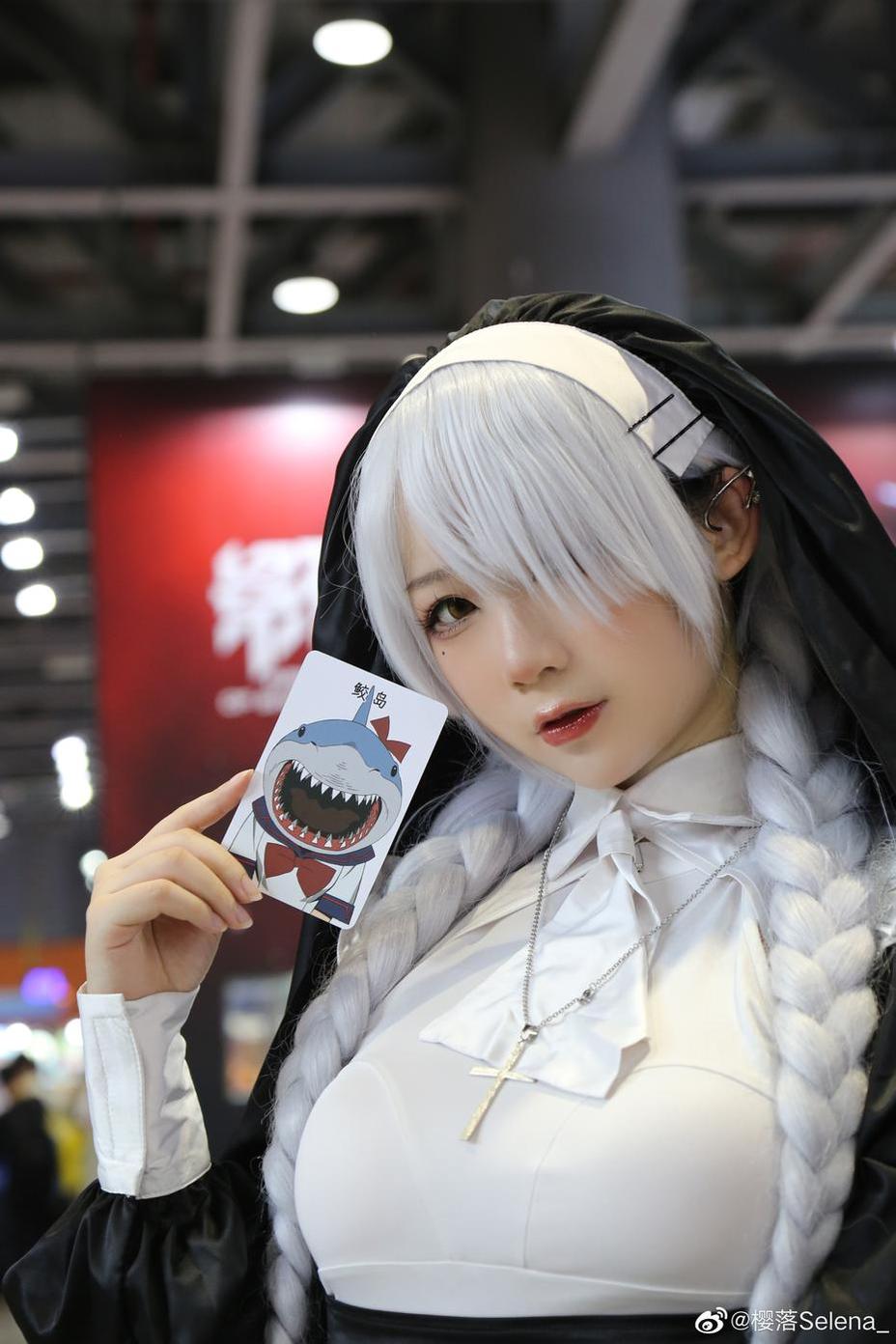 萌次元樱落酱套图：穿越异世界的少女
