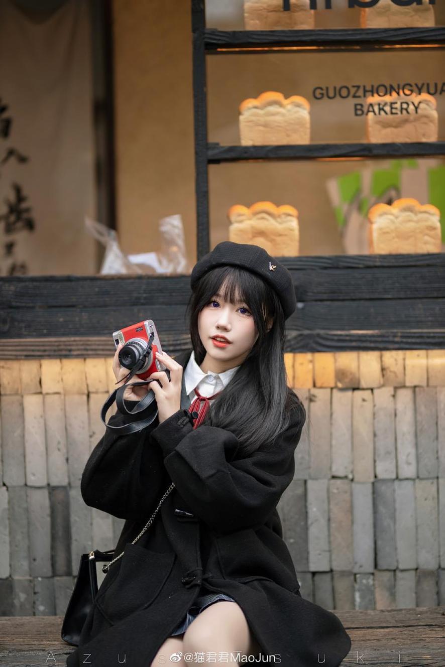 欣赏猫君君青海岸的摄影作品，感受她的视觉艺术