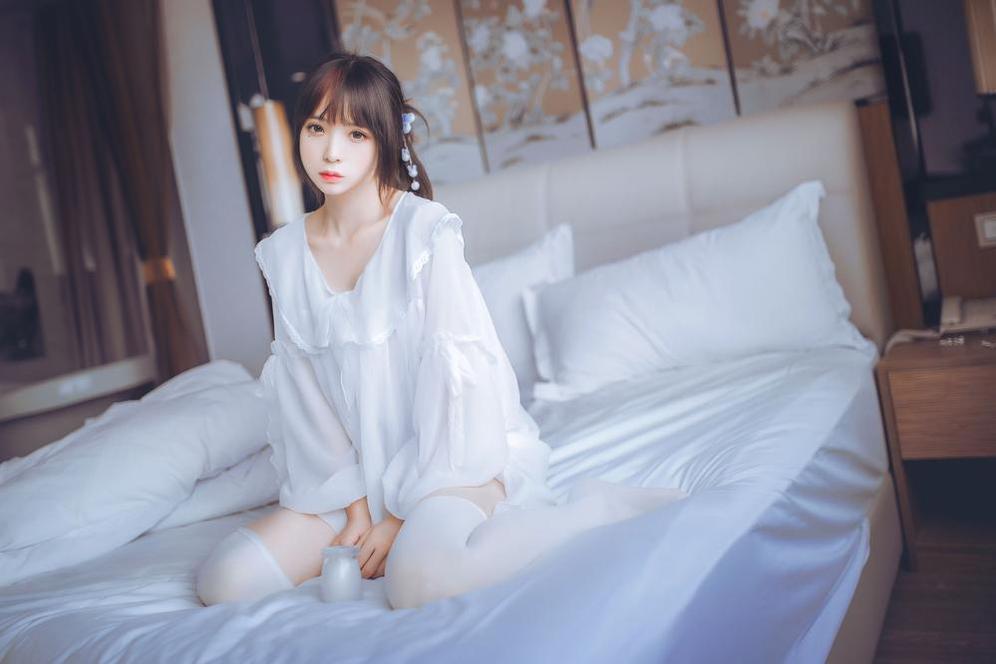 细致入微的疯了个猫套图摄影，让你感受到的是最真实的美丽