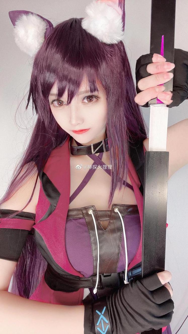 神探火狸狸食蜂：cosplay照片作品