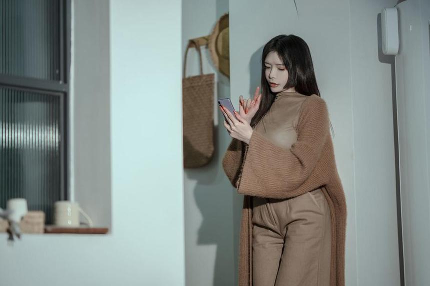 秋和柯基透明围裙3照片分享，cosplay界的新宠儿