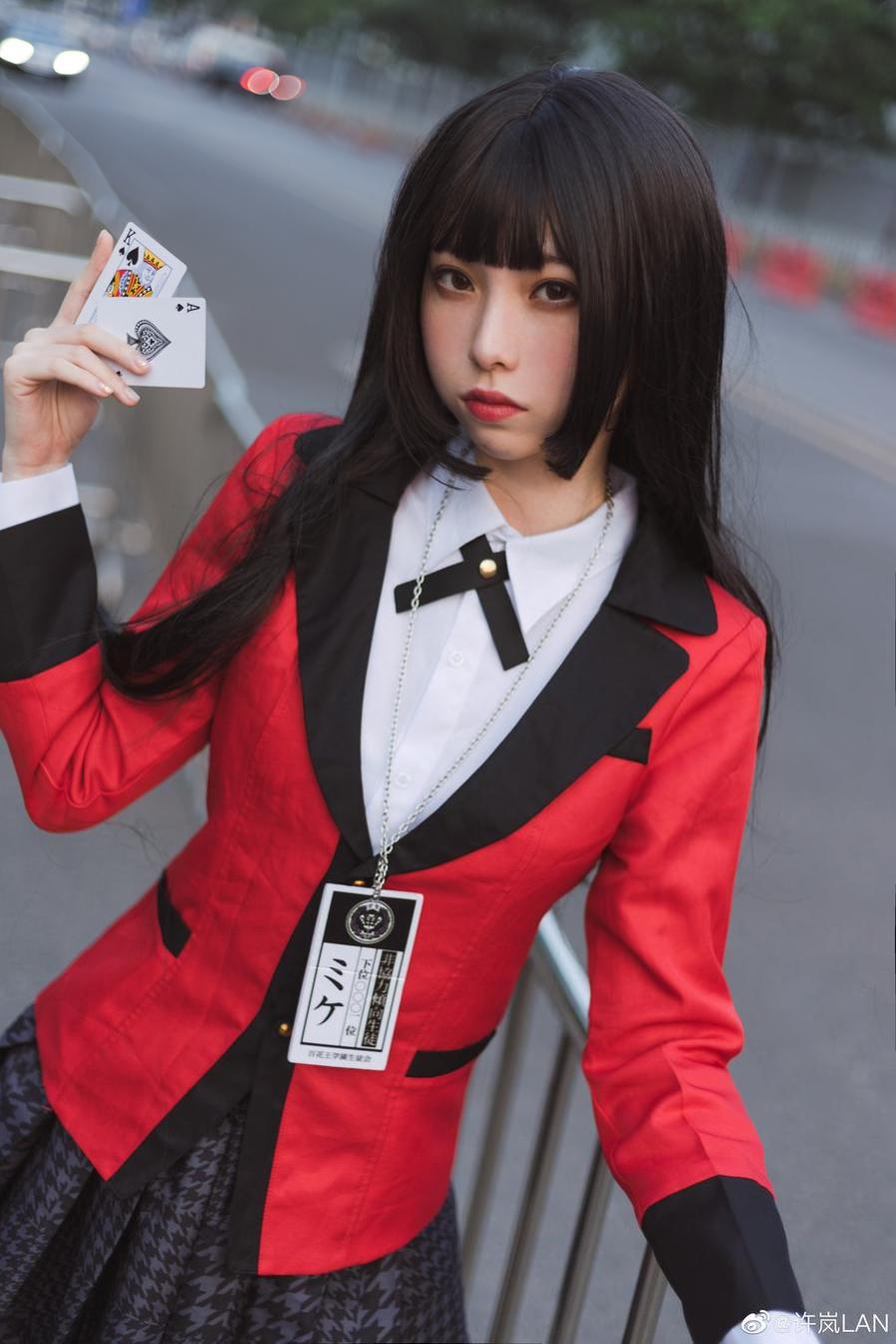 独家定制许岚lan练功服写真，美图无删版来袭