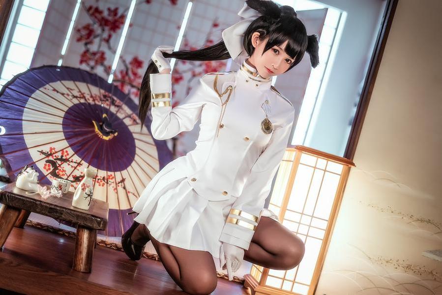 鳗鱼霏儿泳装cos原图：婀娜多姿的泳装造型